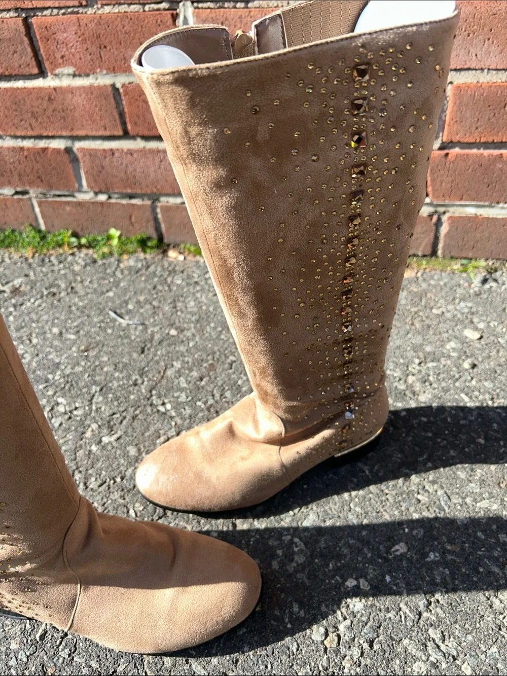 Italina Suede Knee-High Boots with Gold Stud Detail - Tan Brand New size 8